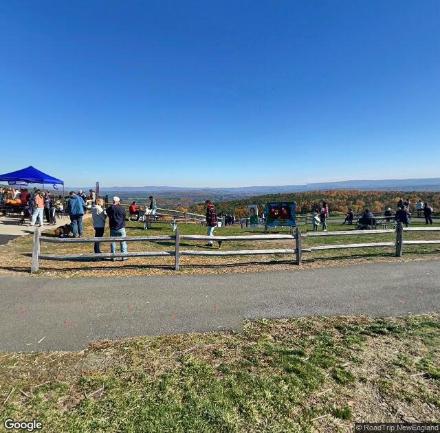 Apex Orchards in Shelburne, MA